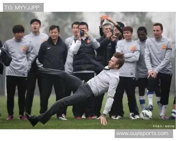 梅西缺席训练引发关注贝克汉姆亲临现场观摩迈阿密国际训练课